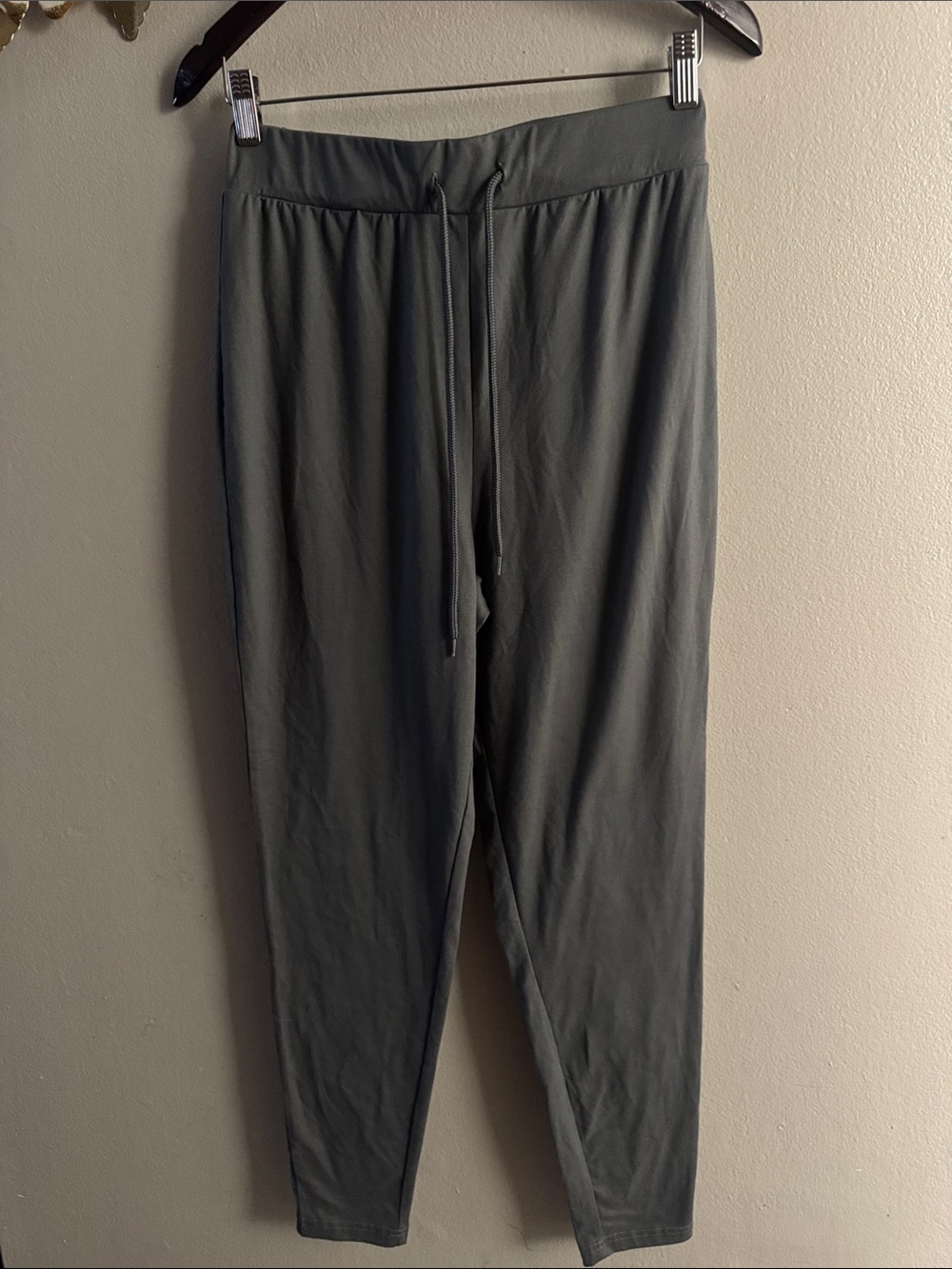 Loungefly Men's Olive Green Drawstring Joggers